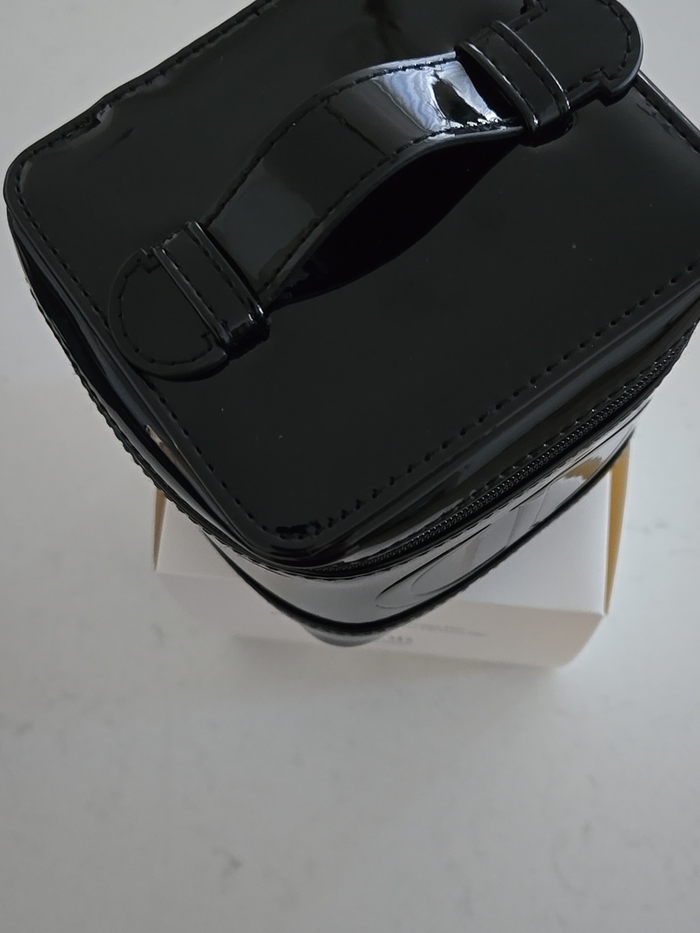 New In Box Never Used DIOR VANITY CASE Black Cosmetic Case Embossed CD Logo 5x4 - Picture 7 of 7